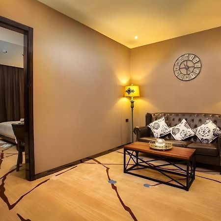 Lotus Blu Hotel Legazpi Kültér fotó