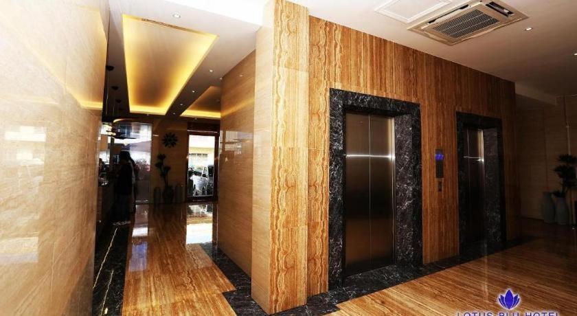 Lotus Blu Hotel Legazpi Kültér fotó