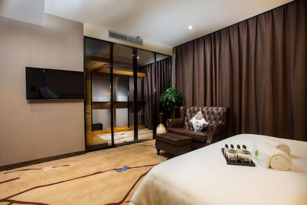 Lotus Blu Hotel Legazpi Kültér fotó