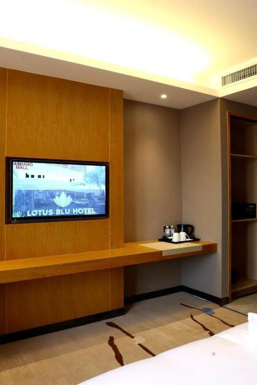 Lotus Blu Hotel Legazpi Kültér fotó