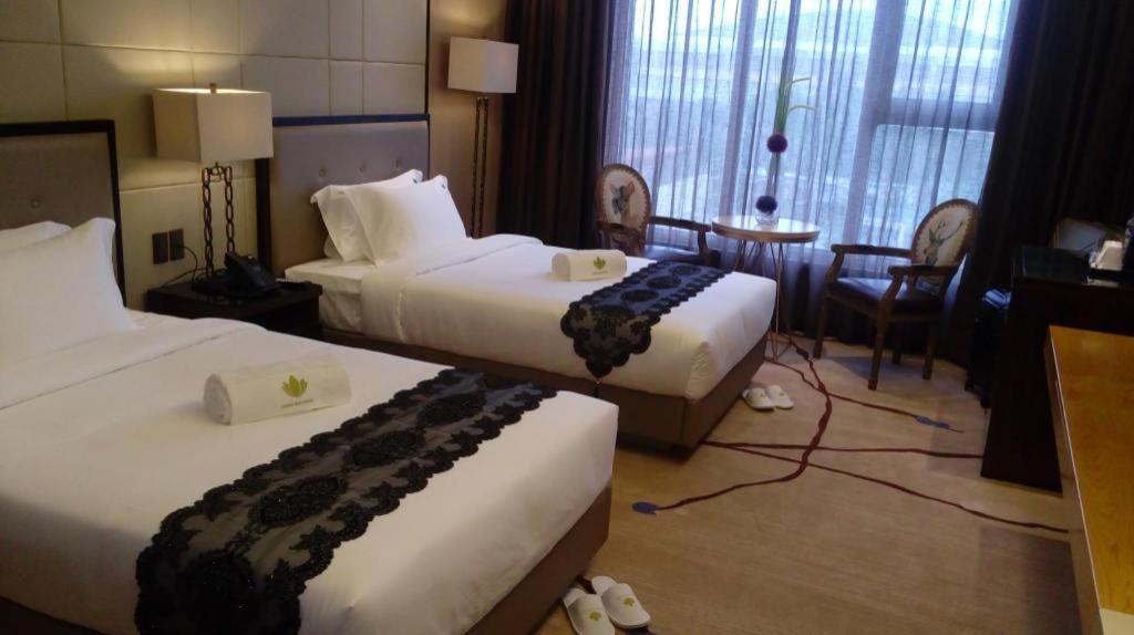Lotus Blu Hotel Legazpi Kültér fotó