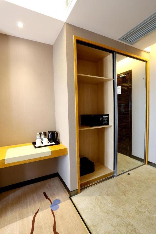 Lotus Blu Hotel Legazpi Kültér fotó