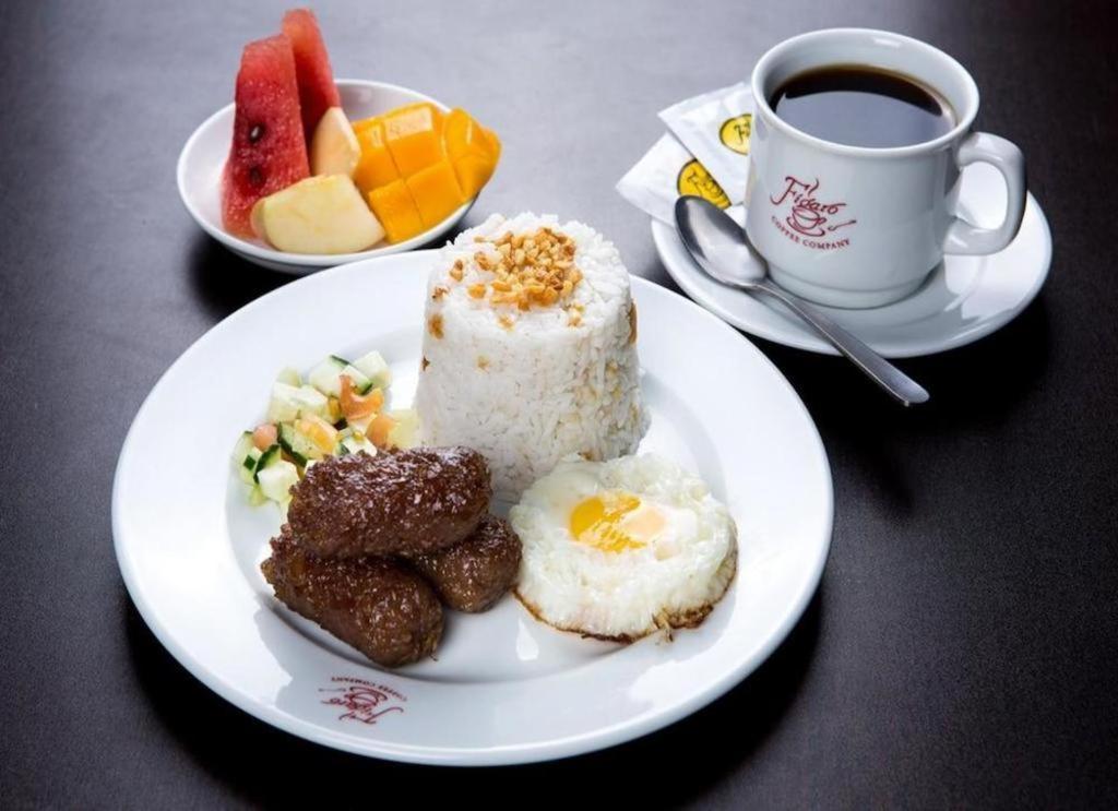 Lotus Blu Hotel Legazpi Kültér fotó